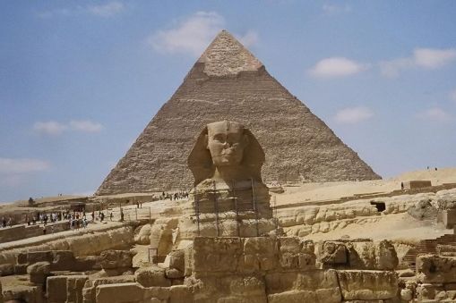 800px-general_custer_-_sphinx_and_pyramid_by1