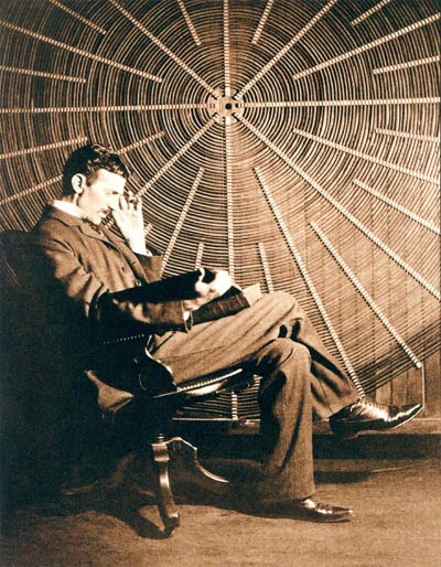 Nikola_Tesla_2