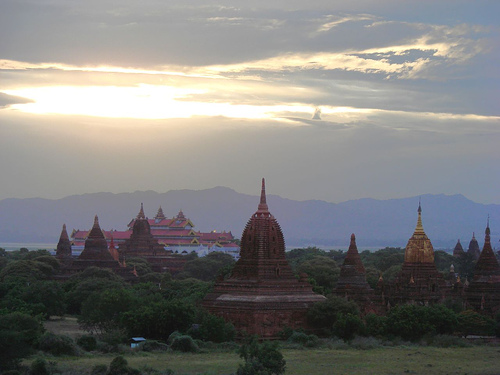 El Reino de los 1.300 Templos. Bagan. Birmanía Templos_abandonados_birmania