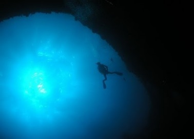 [ACTUALIZADO!!!] los lugares mas macabros del mundo Submarino