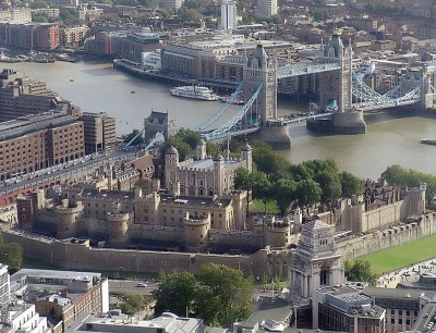 La torre de Londres y sus fantasmas “reales”. Turismo_en_londres