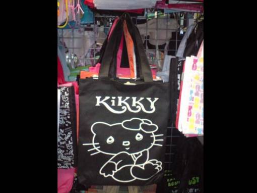 Las cosas que ver en los bazares Chinos Hello-kitty